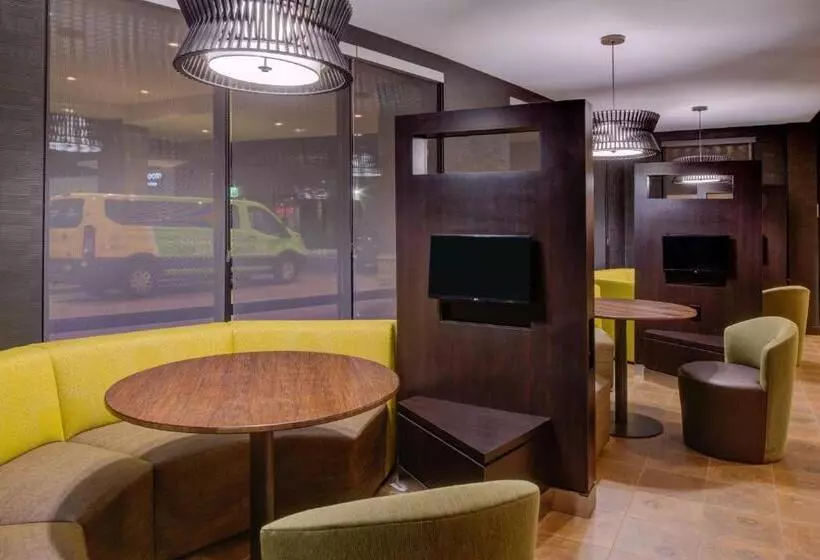 ホテル Courtyard By Marriott St Louis Chesterfield