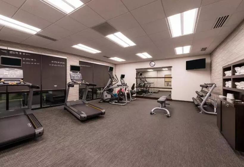 ホテル Courtyard By Marriott St Louis Chesterfield