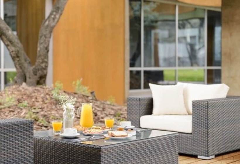 Epic Hotel Villa De Merlo