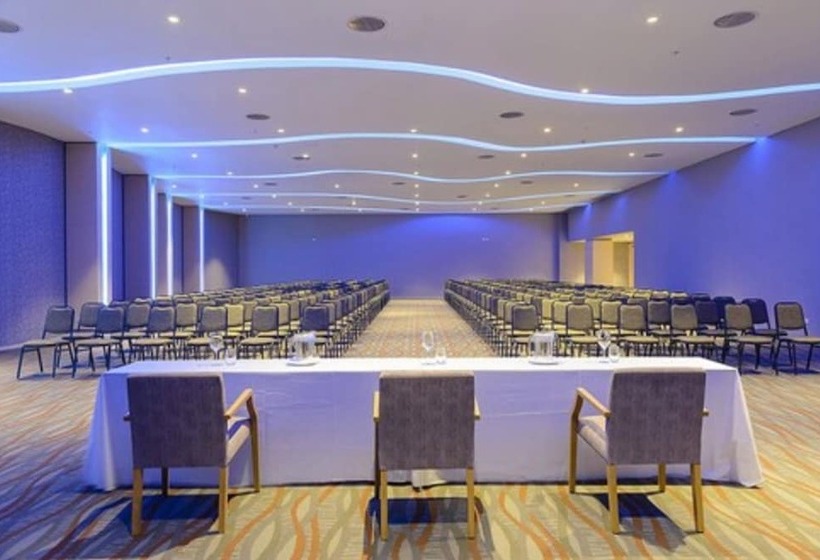 Epic Hotel Villa De Merlo