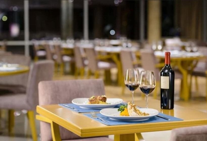 Epic Hotel Villa De Merlo