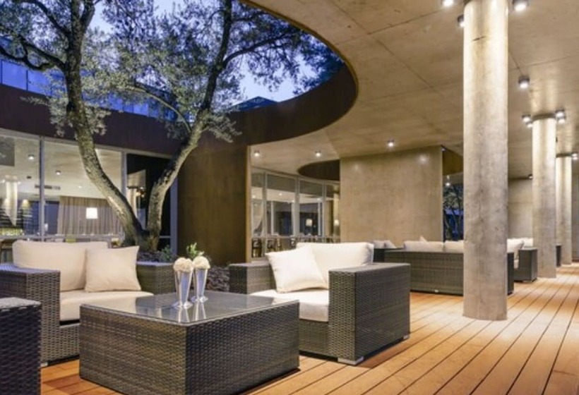 Epic Hotel Villa De Merlo