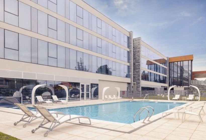 Epic Hotel Villa De Merlo