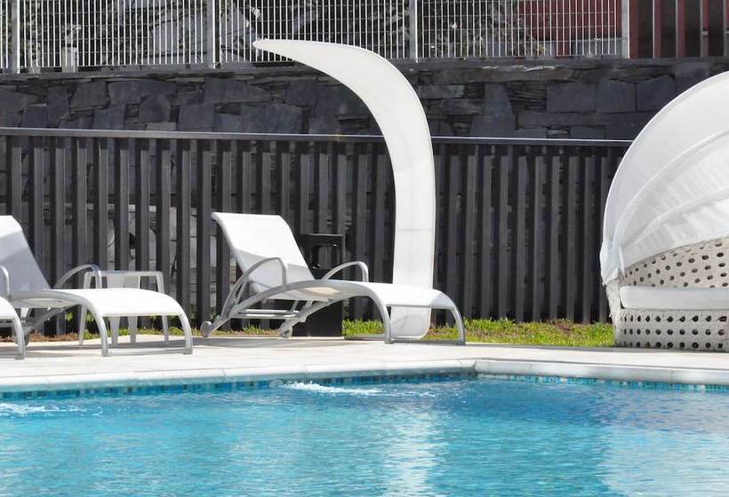 Epic Hotel Villa De Merlo