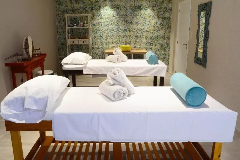Epic Hotel Villa De Merlo