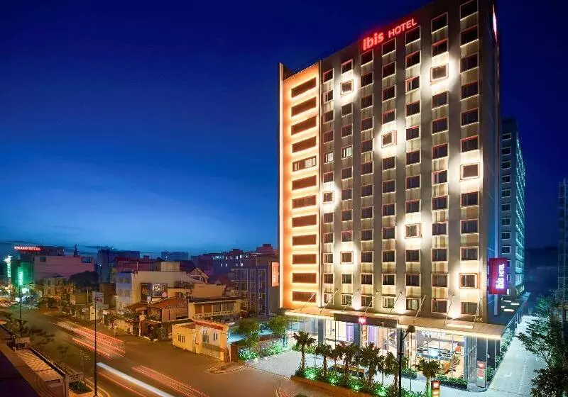 ホテル Ibis Saigon Airport