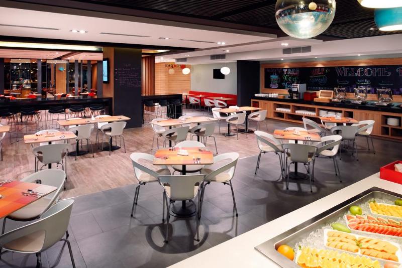 هتل Ibis Saigon Airport