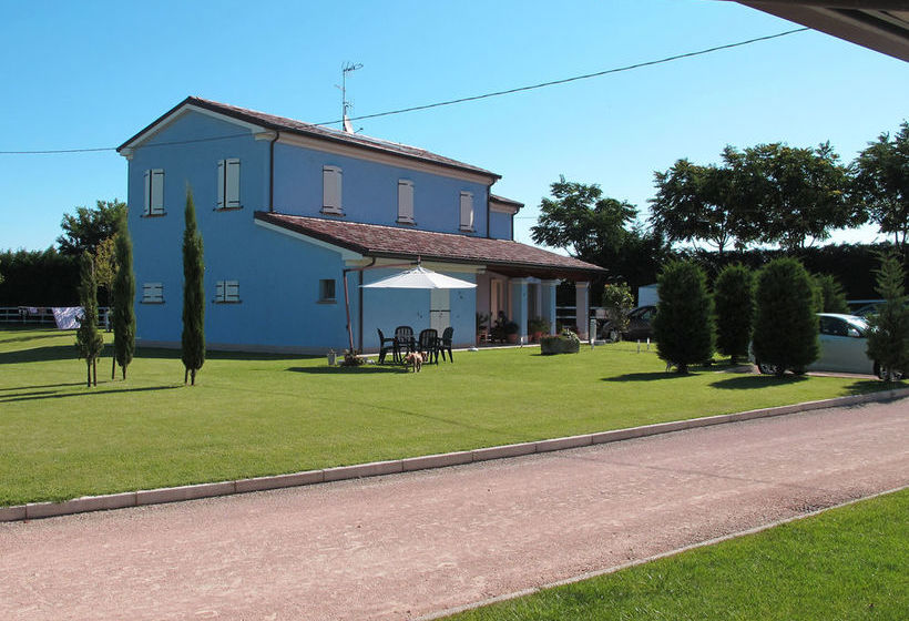 בית מלון כפרי Insolent Inn