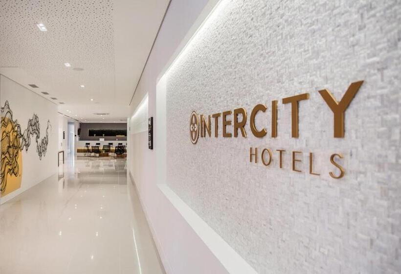 Hotel Intercity Pátio Pinda