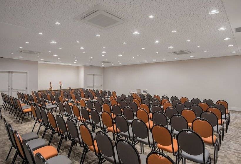 Hotel Intercity Pátio Pinda