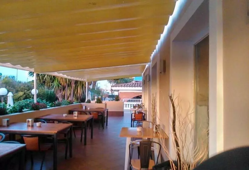 ホテル Las Canteras De Puerto Real