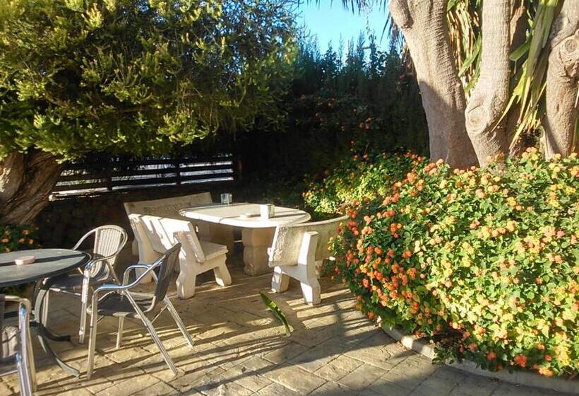 Отель Las Canteras De Puerto Real