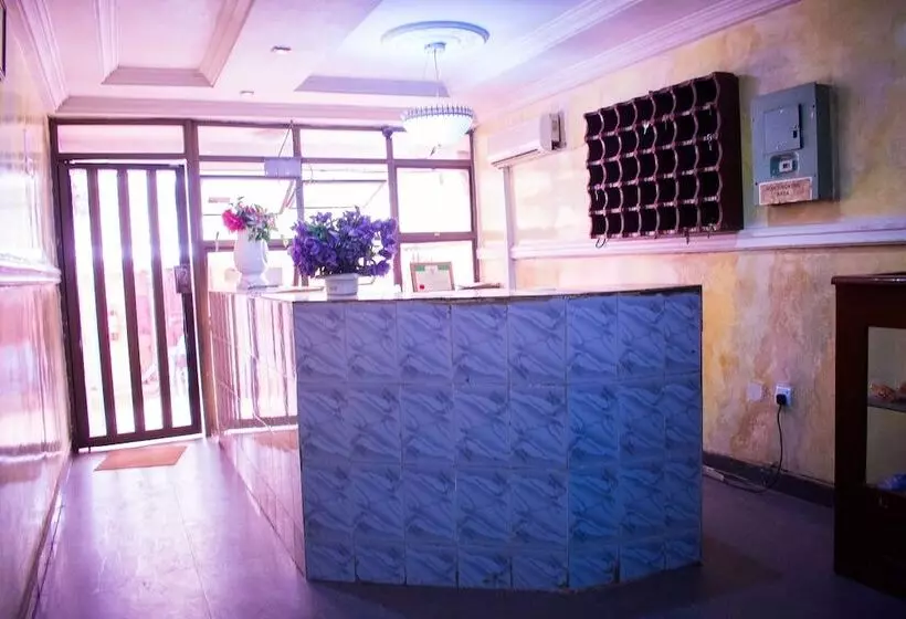 هتل Maria Suites