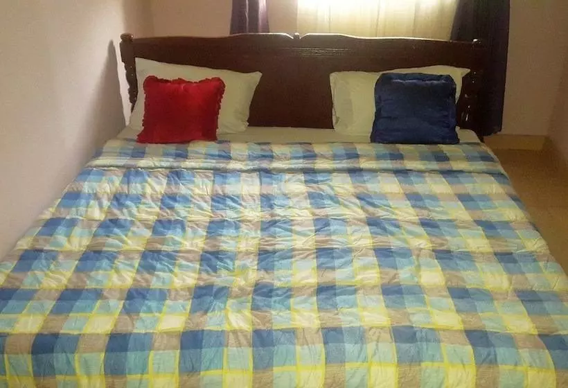 هتل Maria Suites