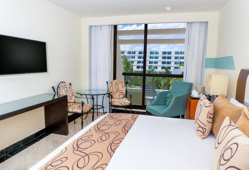 فندق Oh! Cancun On The Beach