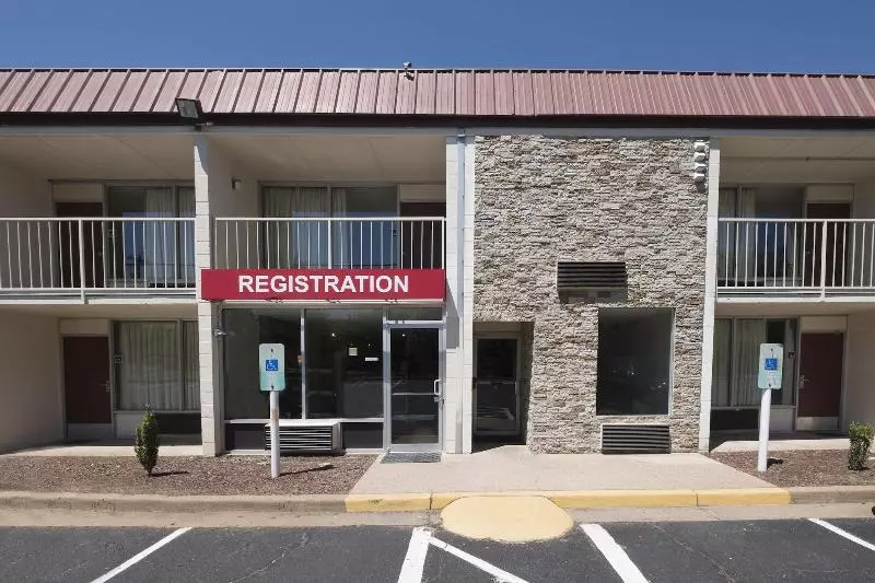 ホテル Red Roof Inn Dumfries  Quantico