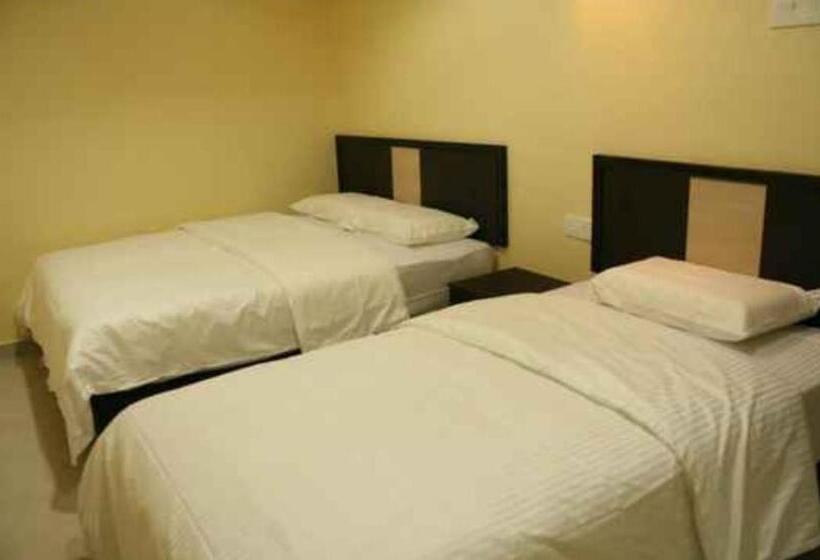 Hotel The Fern Lodge