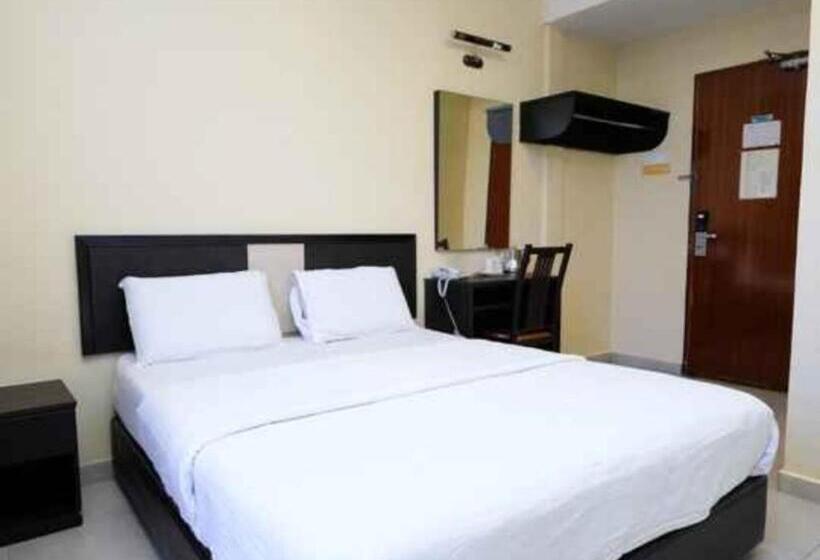 Hotel The Fern Lodge