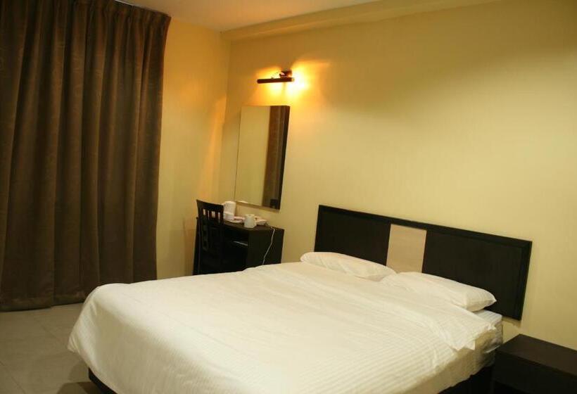 Hotel The Fern Lodge