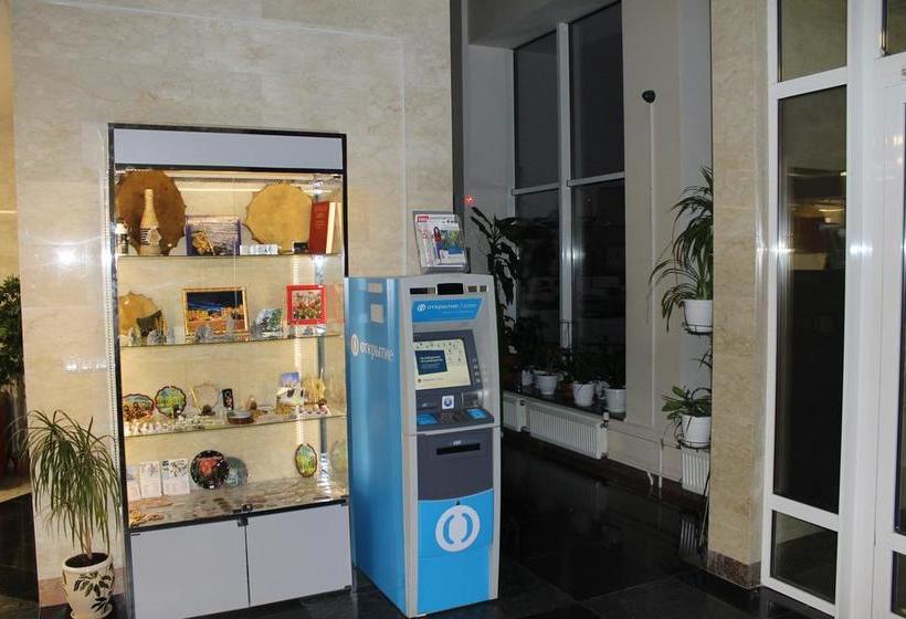 هتل Zapolyarnaya Stolica