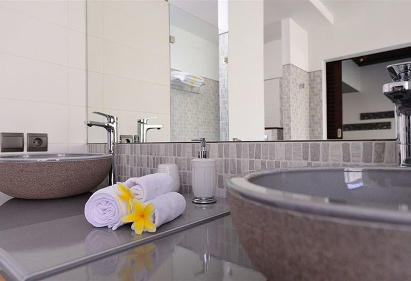 Zoe Villa Canggu Bali