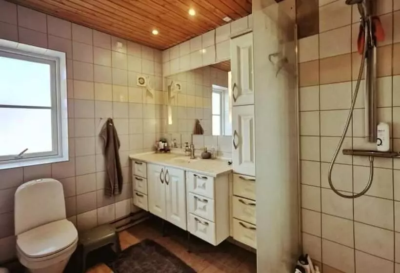 تختخواب و صبحانه Villa