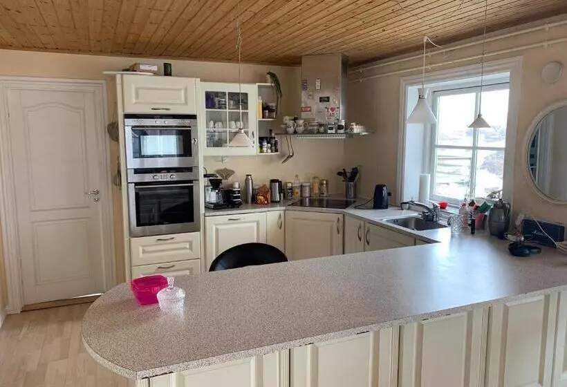 تختخواب و صبحانه Villa