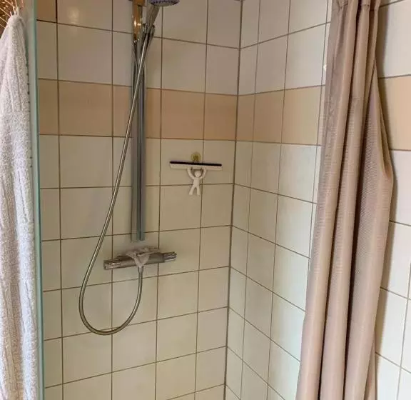 تختخواب و صبحانه Villa