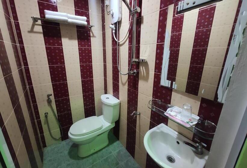 Hotel Darul Salam Inn