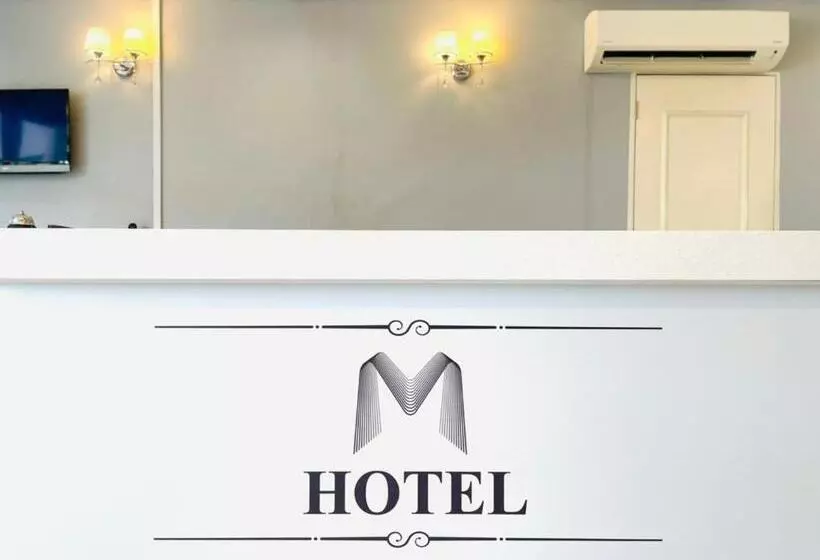 ホテル M