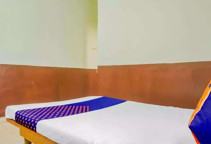Oyo Shetkari Mala Hotel & Lodging