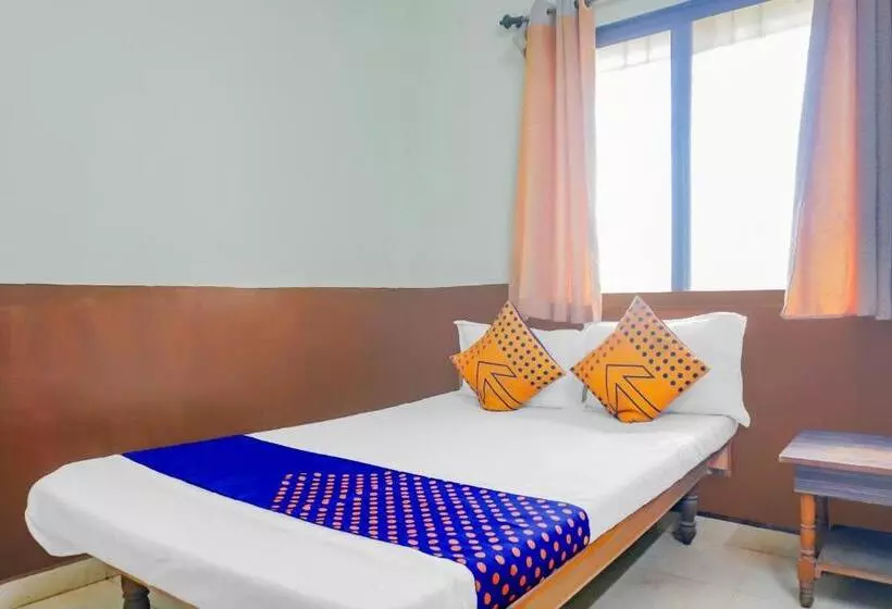 Oyo Shetkari Mala Hotel & Lodging