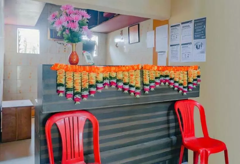 Oyo Shetkari Mala Hotel & Lodging