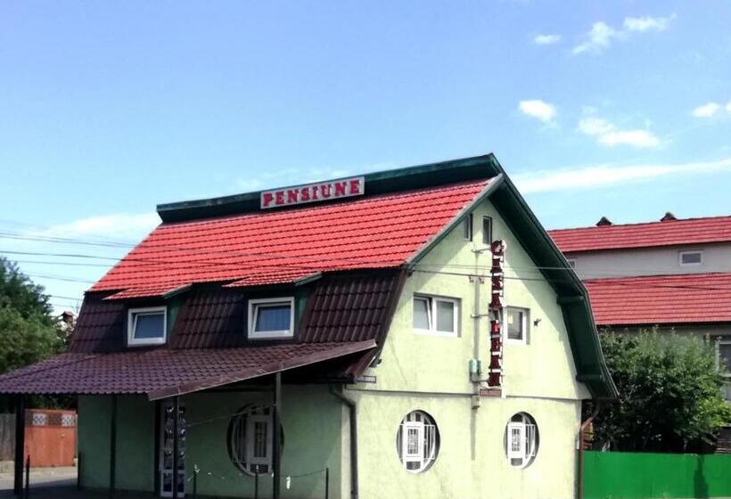 ペンション Casa Leah