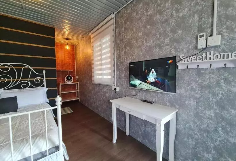 ペンション Cheqma Tiny Chalet