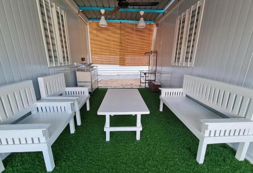 پانسیون Cheqma Tiny Chalet