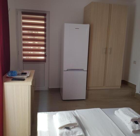 膳宿费 Evana House