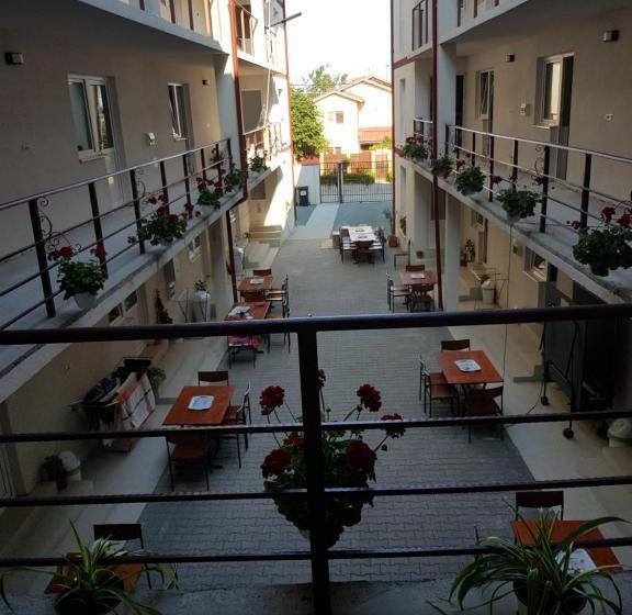 膳宿费 Evana House