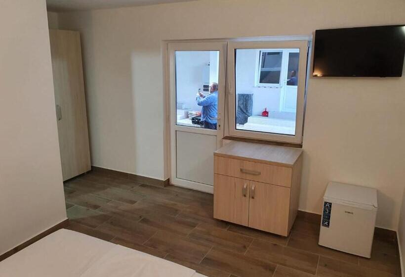 膳宿费 Evana House