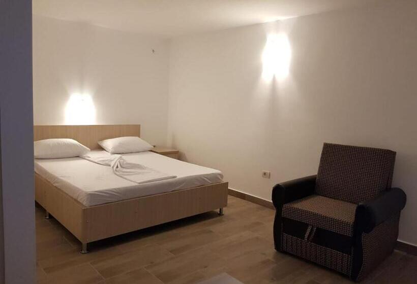 膳宿费 Evana House