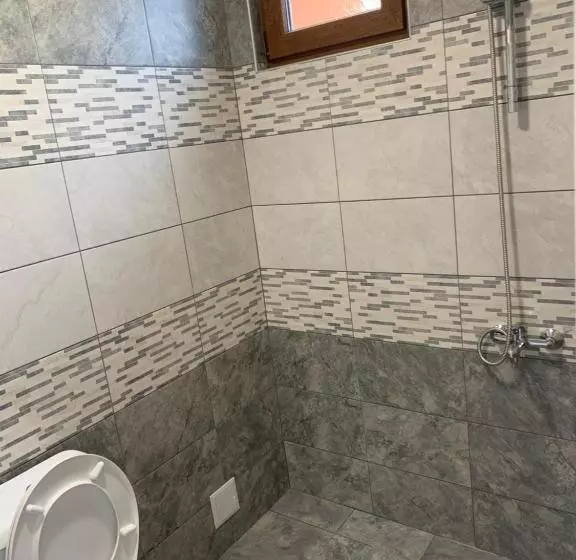 ペンション къщи за гости “планински рай” Mountain Paradise