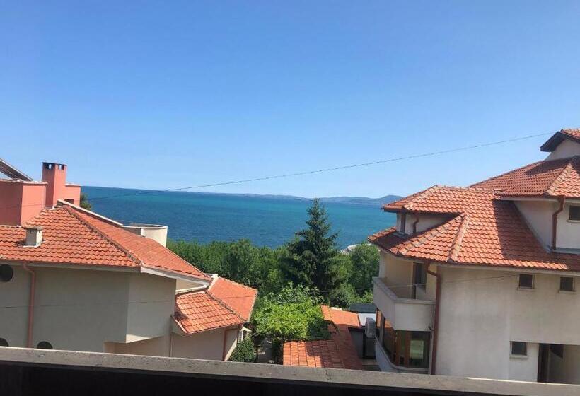 旅馆 Relax Sarafovo