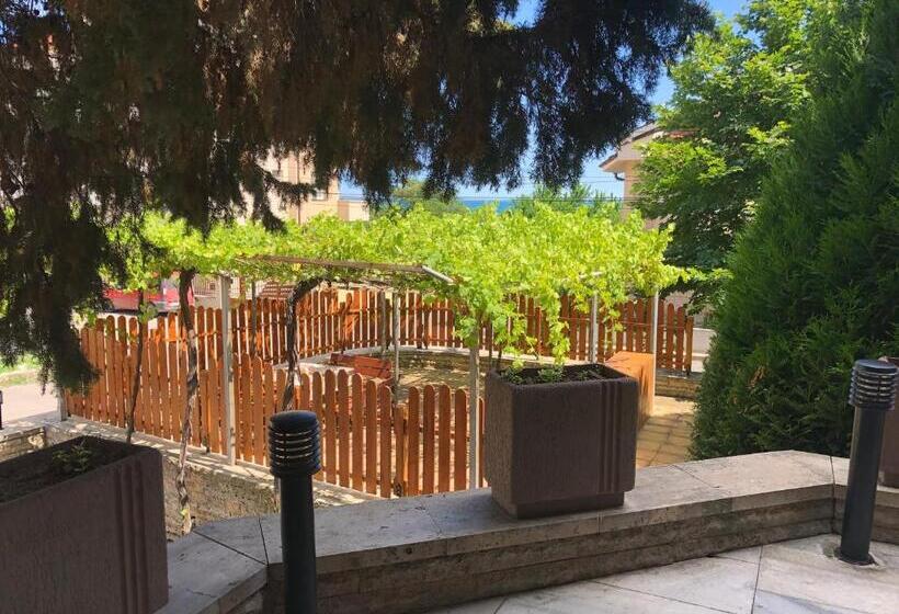 旅馆 Relax Sarafovo