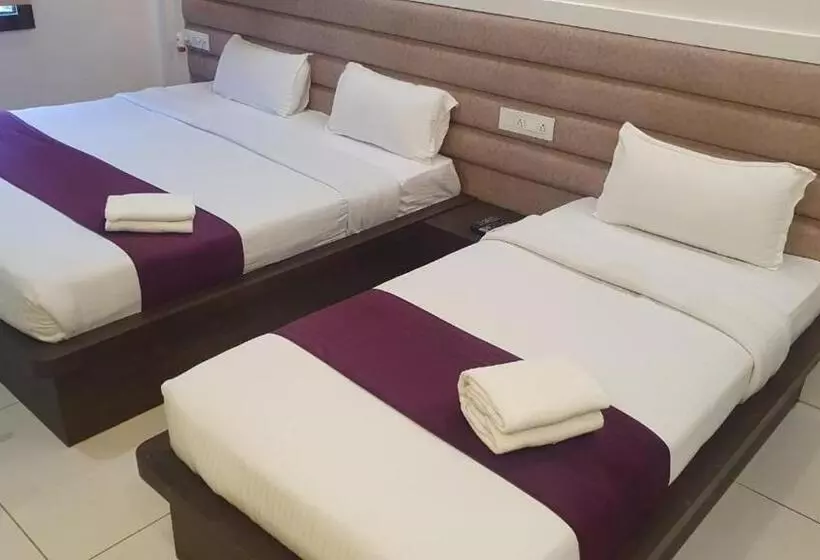 ホテル Siddhali Inn