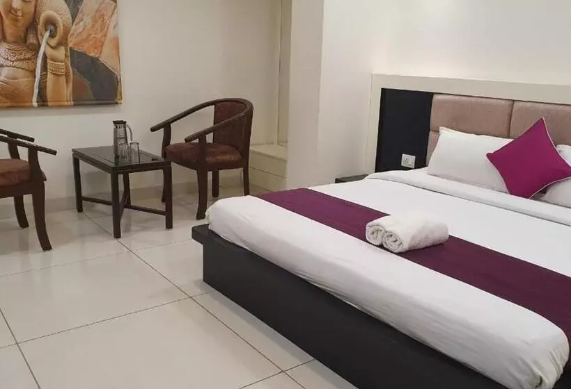 ホテル Siddhali Inn
