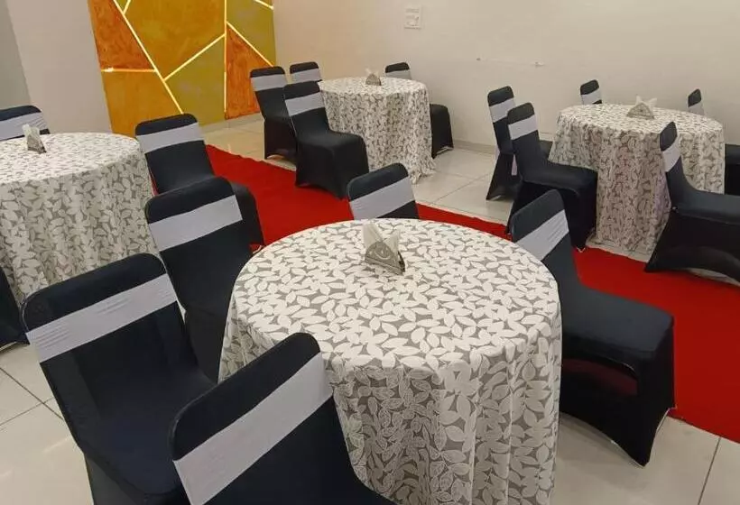 ホテル Siddhali Inn