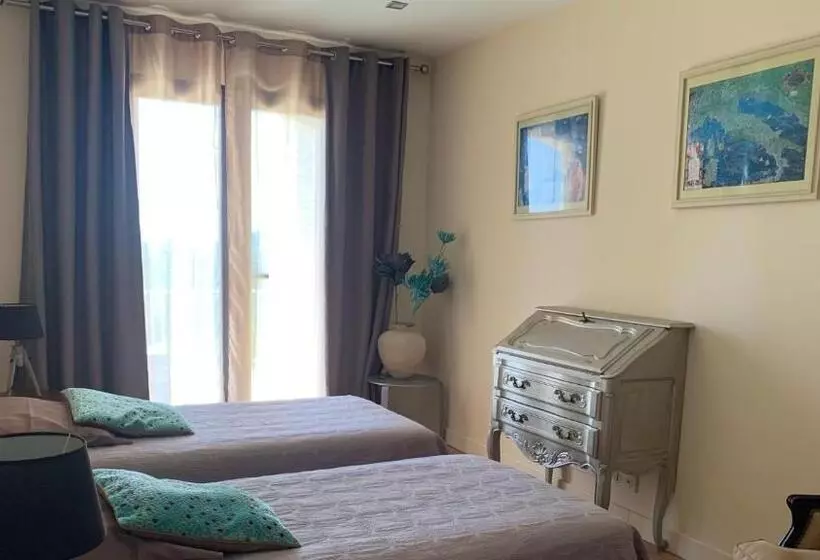 ペンション Chambre Mustang Vue Mer Villa Casaeva