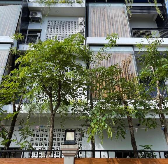 פנסיון Natariya Villa