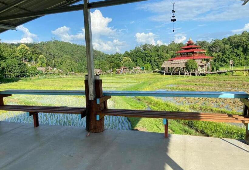 Pensión Poopha Home Stay