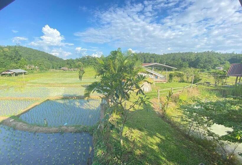 Pensión Poopha Home Stay